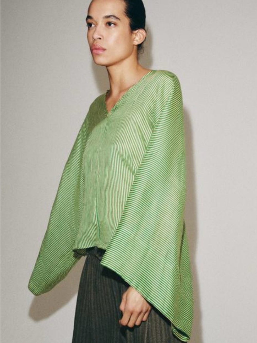 Zara ZW Collection V-Neck Ramie Bell Sleeve Oversized Boho Striped Top Green M